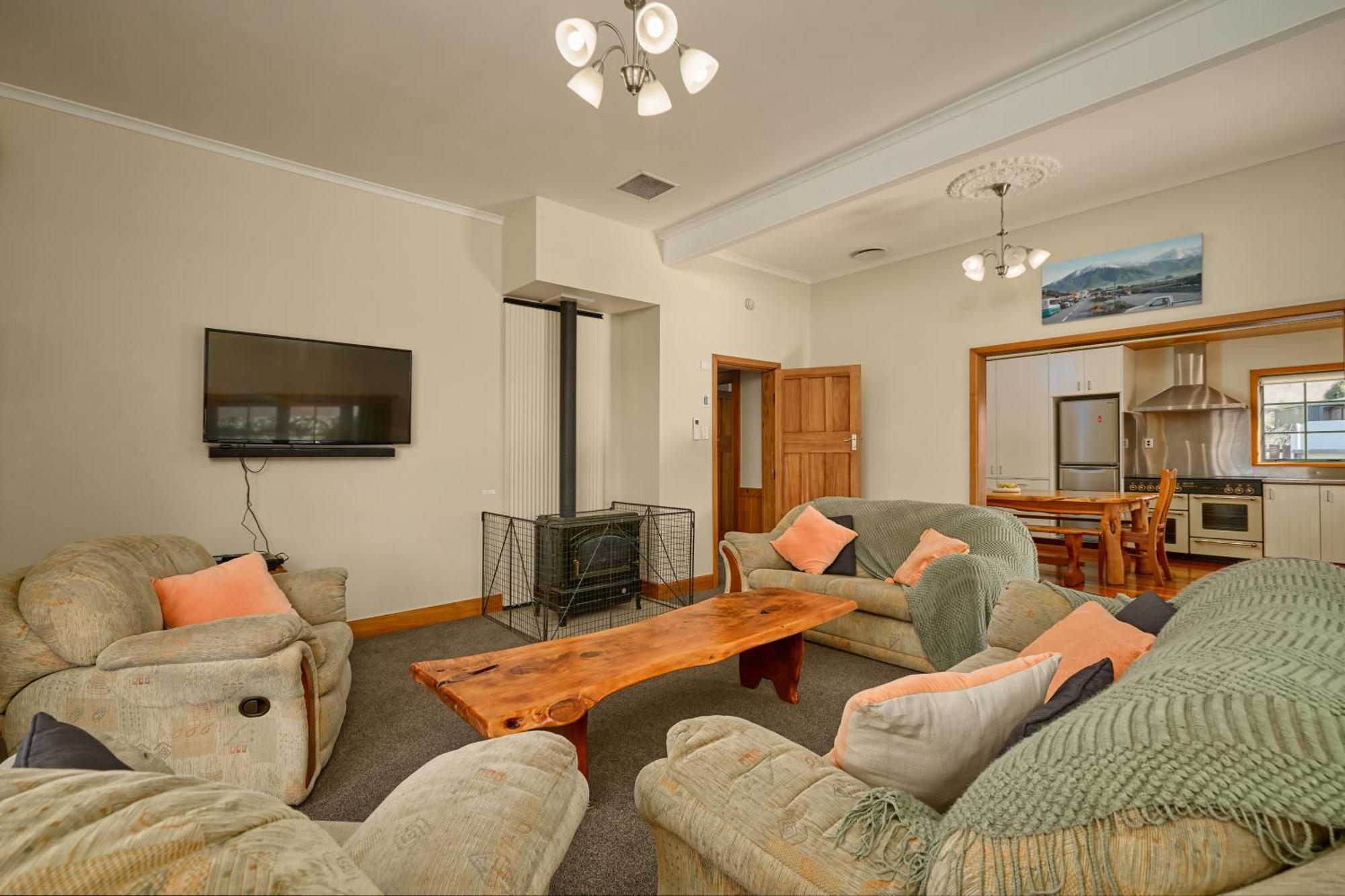 Ludstone Villa - A Charming Family Home كايكورا المظهر الخارجي الصورة